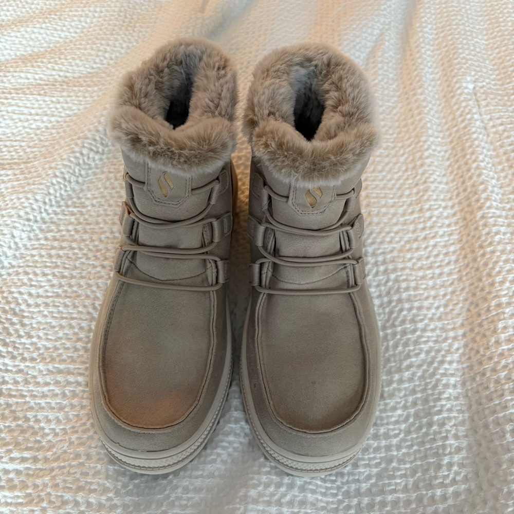 Sketchers Roadies Cozy Please Booties